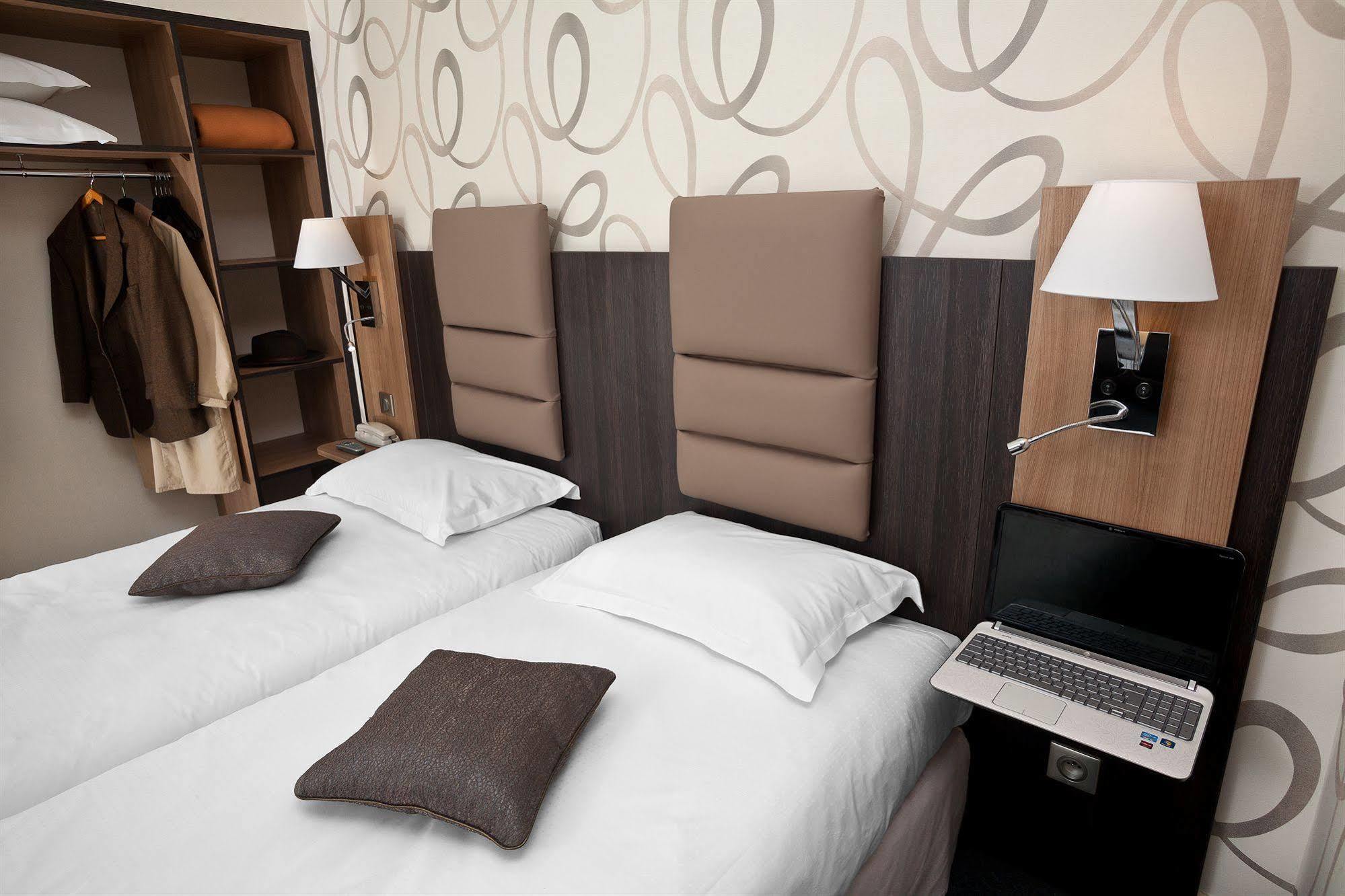 Hotel Arverna Vichy - Clt'Hotel Eksteriør bilde